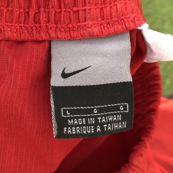 Vintage 90's Nike Mens Active Basketball Silk Shorts Red Sweats Size Large - Picture 7 of 7